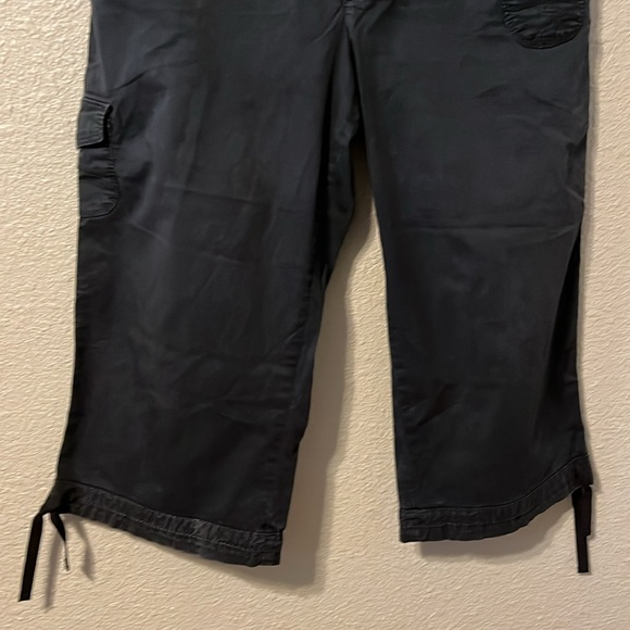 Lee comfort waistband with stretch women’s capris - Picture 3 of 6